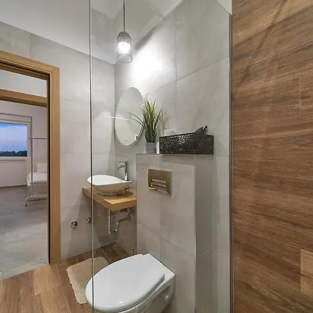 Villa Riverside Pool Villa-sremski Karlovci *