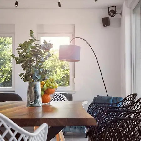 Riverside Pool Villa-sremski Karlovci