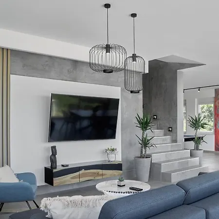 别墅 Riverside Pool Villa-sremski Karlovci 斯雷姆斯基卡尔洛夫奇