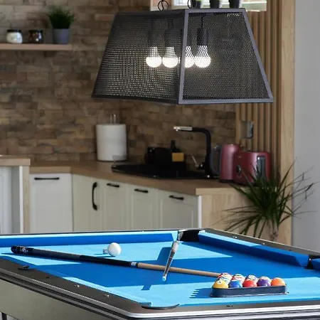 Riverside Pool Villa-sremski Karlovci 斯雷姆斯基卡尔洛夫奇