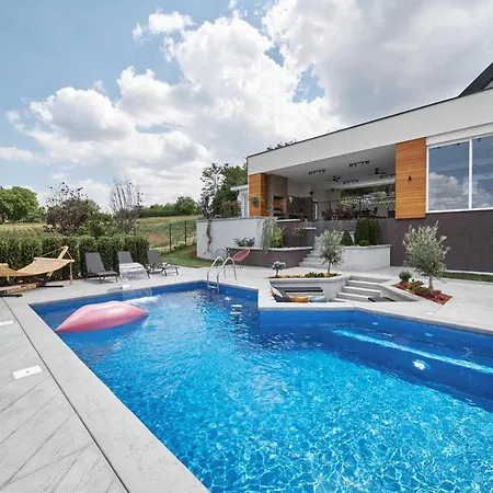 Riverside Pool Villa-sremski Karlovci *
